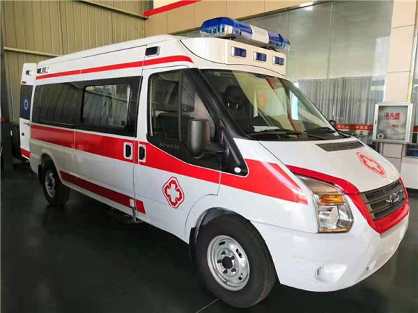 遂平县福特V362救护车